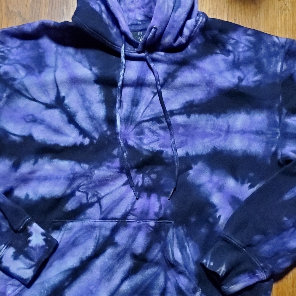 Zine Clothing Purple Tie-Dye Hoodie